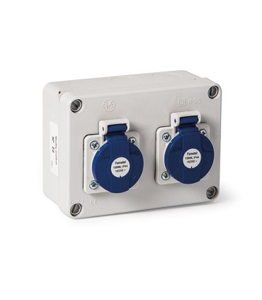 CAJA ESTANCA 2 TOMAS 2P+TT LATERAL